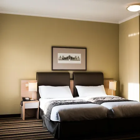 Otel Hyllit 4*